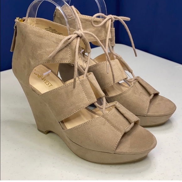 Nine West High Heel Wedge - Picture 1 of 9